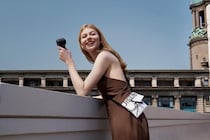 スマホより軽い！ポータブルファンブランド「JisuLife」から、こだわりのプレミアムハンディファン2モデルが登場
