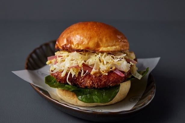 ローデッドバーガー(2420円)