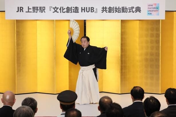 中村鴈治郎さんによる舞踊「七福神」も披露された
