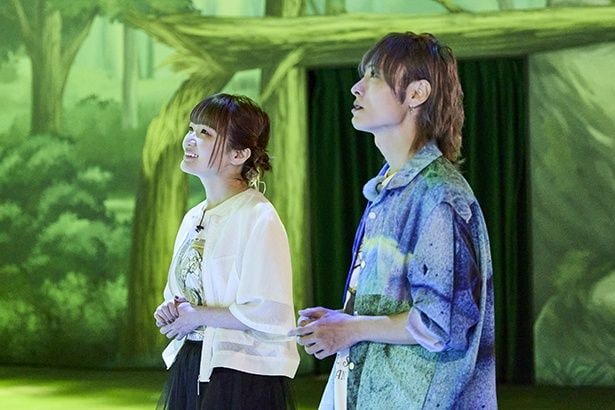 「泣きそうになる瞬間がたくさんありました!フリーレンの世界に入り込んで目と耳と五感が全部喜んでました」と、種崎さん
