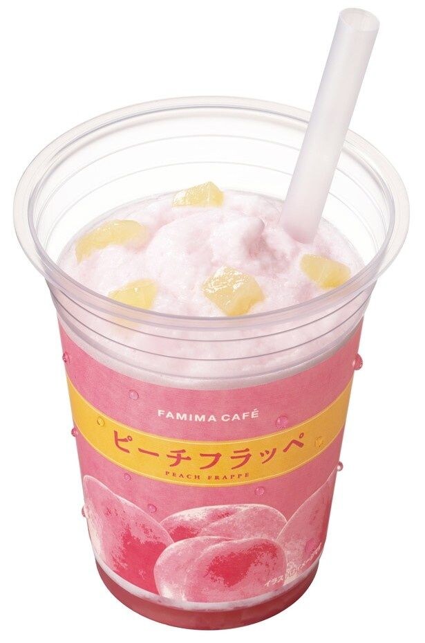 「ピーチフラッペ」(380円)。8月11日(祝)発売。白桃果肉たっぷりでひと口ごとに桃のジューシーさを堪能できる数量限定商品
