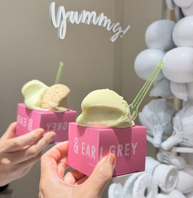 季節限定「いちごミルクティー」(6月末まで販売予定)と新作「緑茶アールグレイ&レモン」