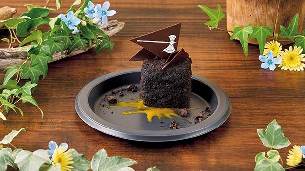 見た目によらず、しっかりとした甘さの「シュタルクのショコラ&ラズベリーケーキ」(1000円)