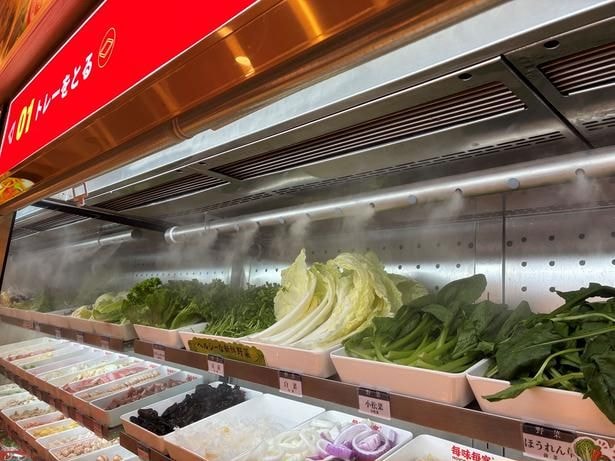 ミストが乾燥を防ぎ、食材を常に新鮮な状態に保ってくれる