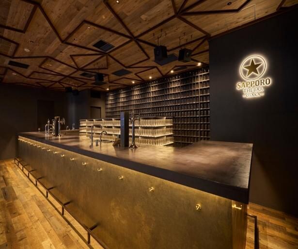 【写真】「サッポロ生ビール黒ラベル THE BAR OSAKA」内観