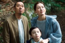 是枝裕和の最新作『箱の中の羊』を鑑賞。息子を亡くした悲しみや葛藤をともに乗り越え、前に進もうとする夫婦の姿を描いた感動作！