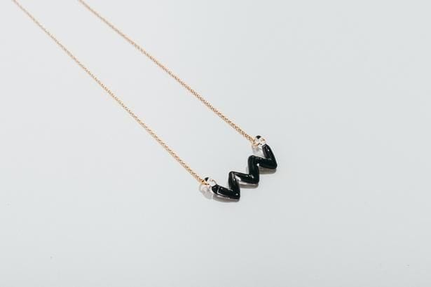 「ネックレス zig zag HARIO Lampwork Factory」(1万1550円)