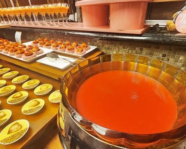 クールなトマトブルーテ 胡瓜のミントフレーバー