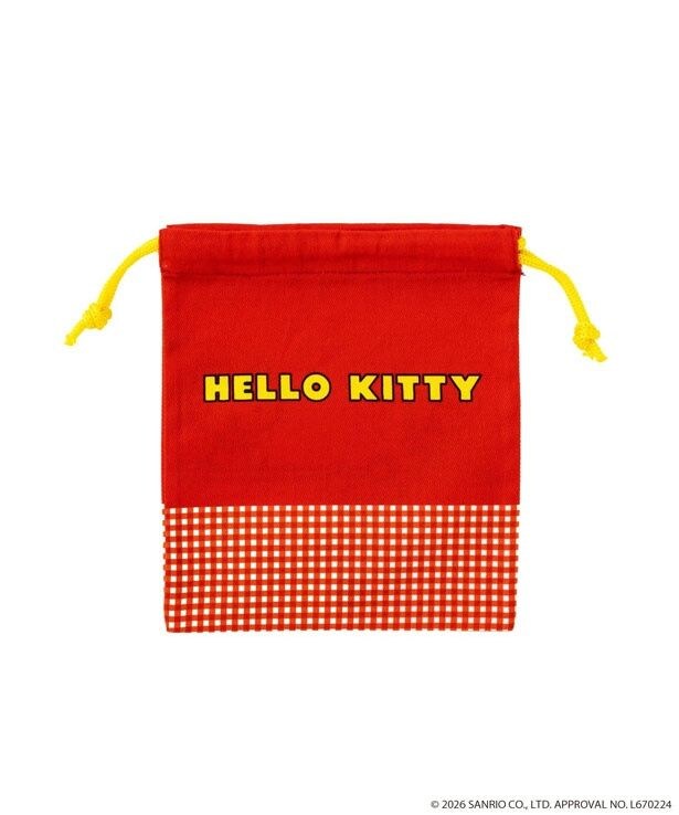 ポーチの裏には「HELLO KITTY」のロゴをレイアウト