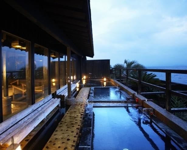 【週末島旅】「まるで夏休みのフルコース!」海・BBQ・アクティビティ・温泉・絶景…長崎の“ご褒美リゾート”へ【九州の日帰り温泉vol.17】