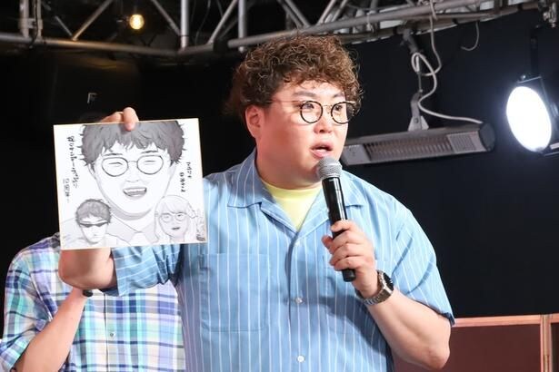 「オレンジレンジさんのMVのときのギャルのおれと、戸愚呂のサングラスをつけてネットミームになったときのおれを描いてくれてる!」と感激していた中谷さん