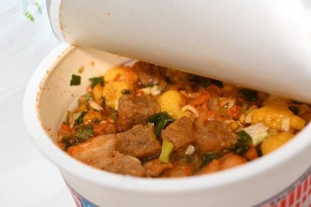 謎肉も膨らみ、白菜もシャキシャキに!