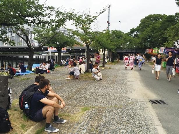 【実例ルート1】JR京橋駅、京阪京橋駅　会場までの道のりはストレスなし！人気の桜之宮公園南側から観覧しよう