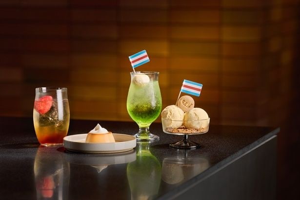 レトロナイトラウンジのレトロなカフェメニュー