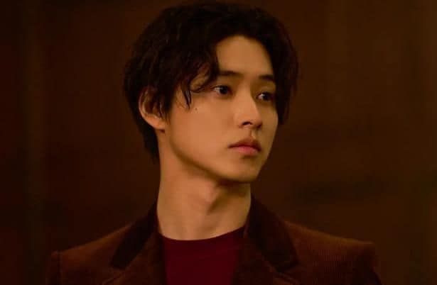 倉持修を演じる山﨑賢人さん