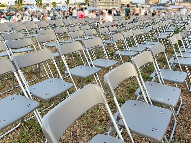 椅子席は2025年から指定席となっている※2024年大会時の様子