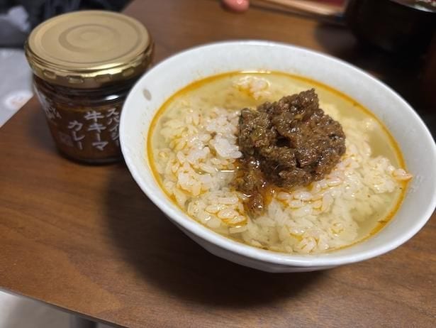 スパイスチャージができる“野菜×牛キーマカレー”のだし茶漬け