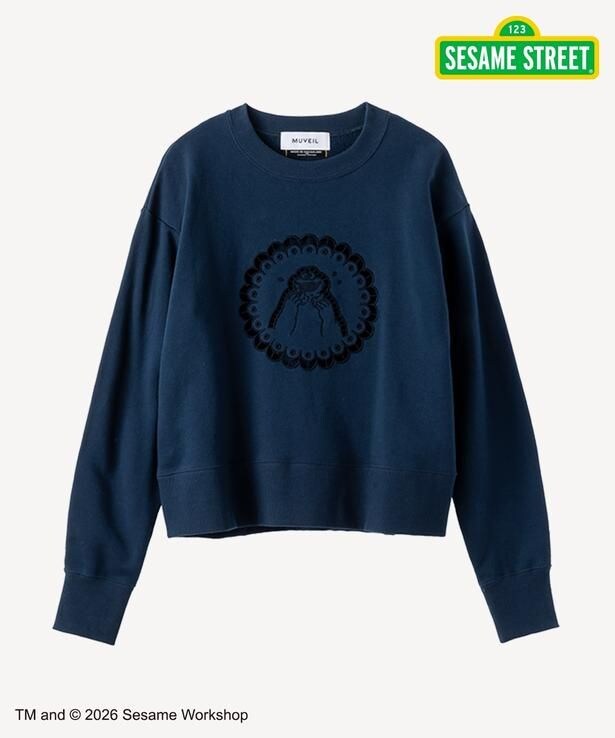 「セサミストリートコラボ クッキーモンスター 裏毛プルオーバー(navy)」(3万9600円)