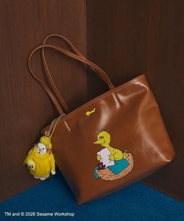 「セサミストリートコラボ ビッグバード トートバッグ」(3万5200円)