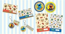 制服姿のエルモがかわいすぎる！セサミストリート×阪神電車コラボグッズ全6商品が登場
