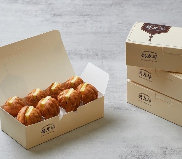 韓国伝統の味をひと口サイズで味わえる「くるみあんバターボール」(8個入1000円)