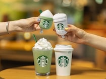 スタバ初のカプセルトイが登場！つなげて楽しむぬいぐるみチャームがかわいすぎる