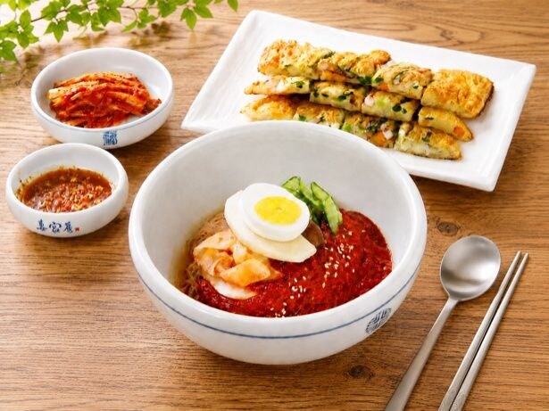 妻家房「ビビン冷麺(小)、パチヂミ(小)セット」