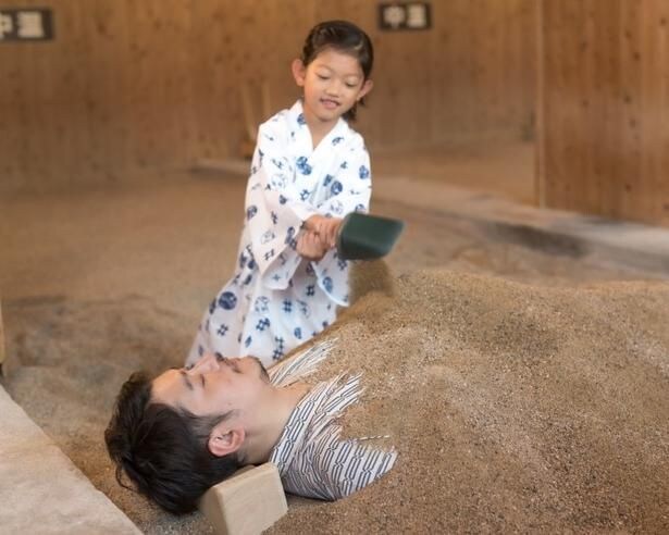 「これはもう、テーマパークだろ」砂湯、蒸し湯、温泉吸入に地獄蒸し!別府で見つけた温泉ファンの楽園【九州の日帰り温泉vol.18】