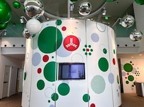 嗅いで、聞いて、味わう「三ツ矢サイダーミュージアム」がオープン！子どもも大人も楽しめる“体験型”にリニューアル