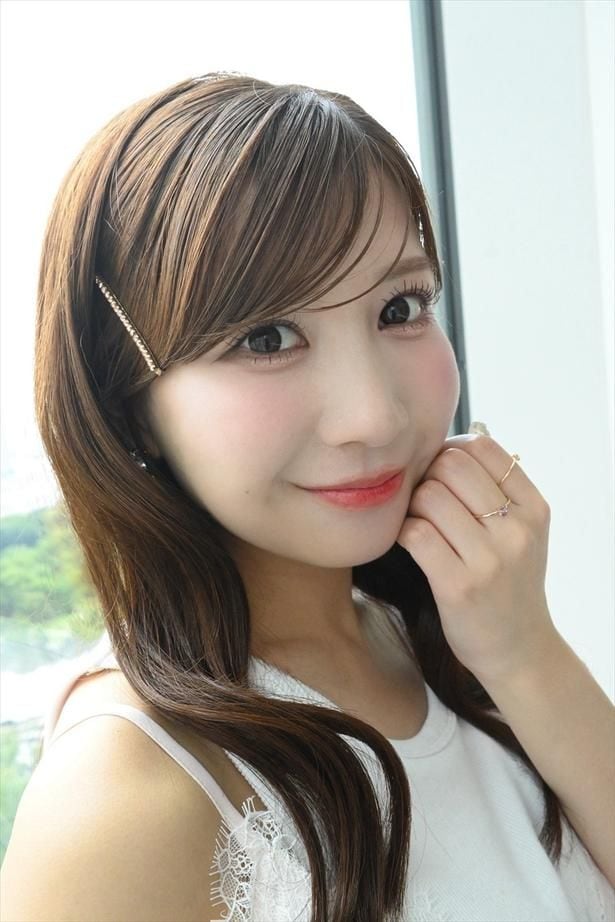 「今回はアイドルとは違う一面を見せるために、メイクにもこだわりました」
