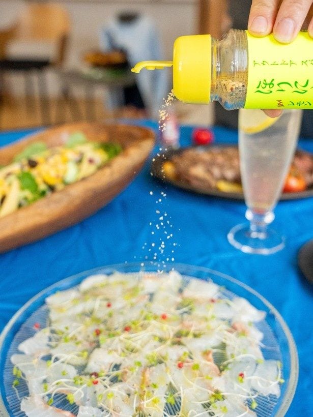 白身魚のカルパッチョにも合うみずみずしいレモンの風味