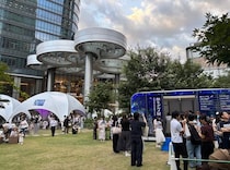「麻布台ヒルズ 納涼祭り 2026」でワンランク上の夏祭りを体験してきた！洗練された空間や名店の屋台グルメを堪能