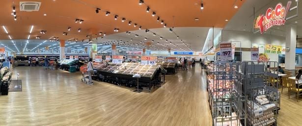 3414平方メートルの店舗にはたくさんの商品が並び、「選ぶ楽しさ」を体験できる
