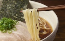 「おせちにラーメン」は新定番になり得るか？Oisix×飯田商店「進化系おせち」のラーメン試食レポ