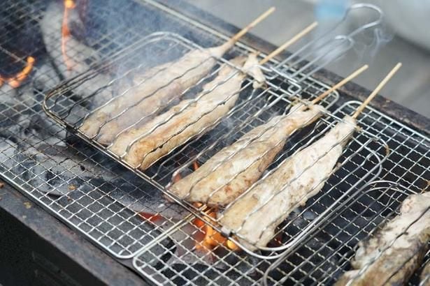 旬の「サバヌーヴォー」の炭火焼き