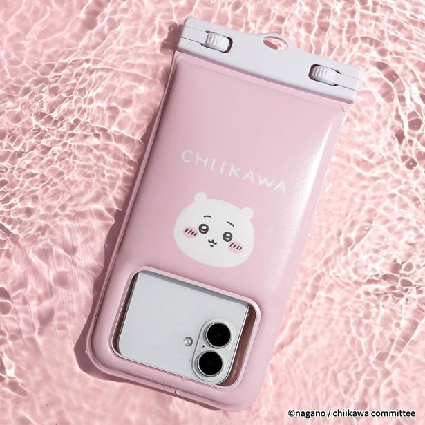 「ちいかわ/DIVAID フローティング防水ケース」(2970円)、「ちいかわ/フェイス」デザイン