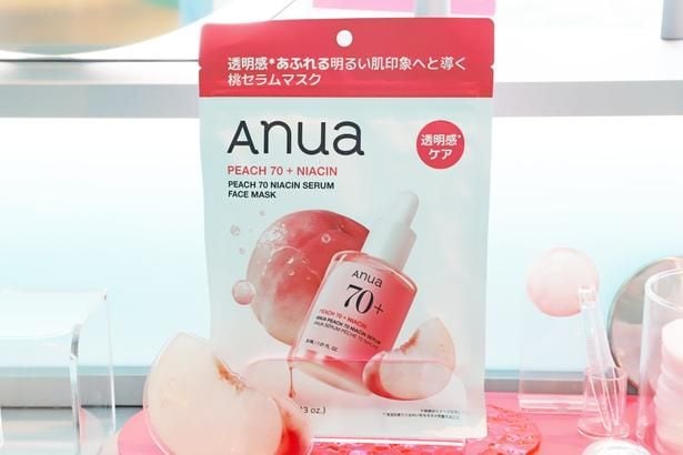 桃セラムの美容成分がたっぷり!うるおいあふれる美肌へ導く「桃70ナイアシンセラムマスク」(770円)