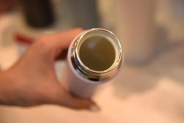 ボトル内面には撥水性が高い「セラクリーンコート」を採用