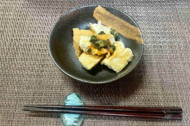 ちぎり厚揚げの酒蒸し