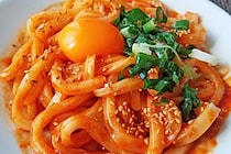 ハマごはんの「ラー油でピリ辛油うどん」が絶品過ぎる　食べ始めると止まらないウマさ