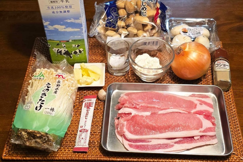 豚薄切りの出汁クリームソース・材料