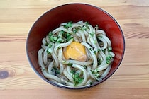 だれウマ氏の「冷やし油うどん」は爆速でできるのに飲める美味しさ　これはハマる…