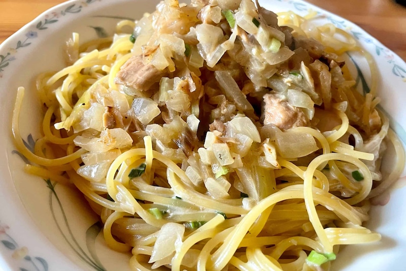 【ツナ缶あったらすぐ作って】ワンパン・味付けほぼ1つの「簡単ツナパスタ」 10分で完成