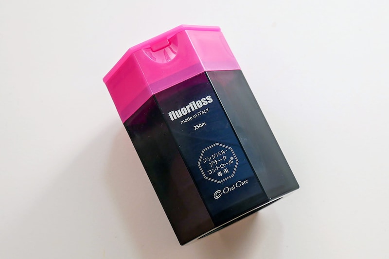 指原莉乃が愛用、歯科衛生士も推薦の「フロアフロス」 歯間の汚れがごっそり取れる