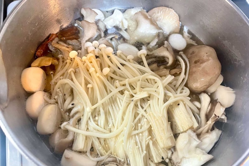 いろいろきのこのピクルス