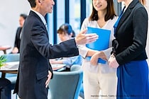 “空気の読めない人”がしている行動に…　「前の職場で浮いた理由がわかる」