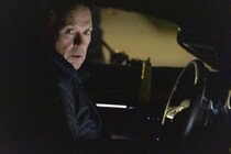 “初代バットマン”が監督・主演を務める『殺し屋のプロット』　老いた者の美しい“去り方”とは…