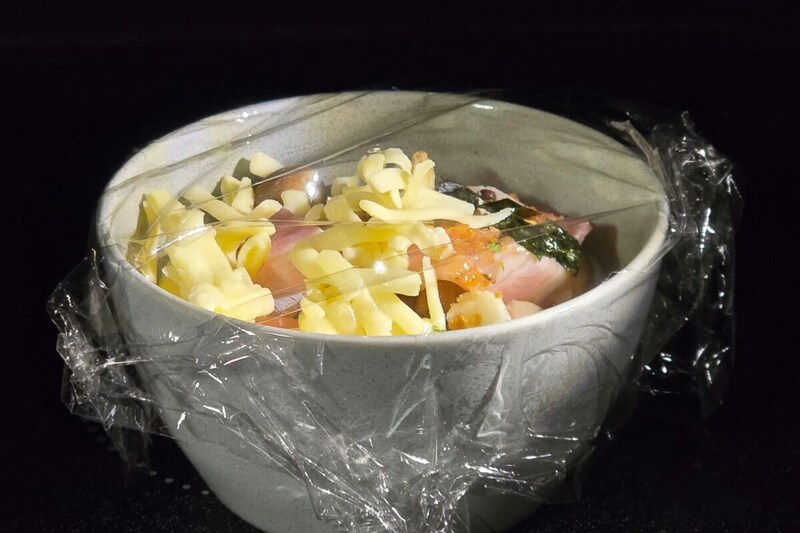 マグカップでチーズリゾット・レンチン