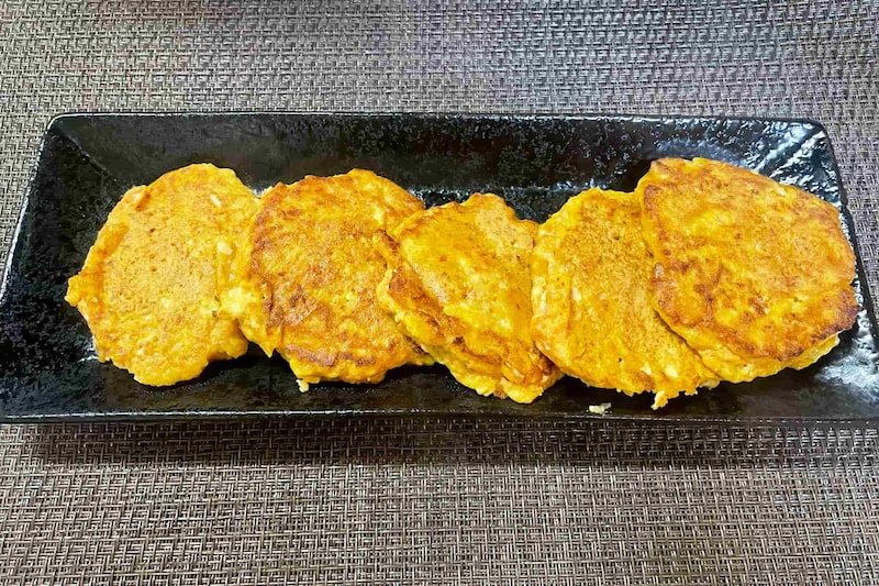 にんじんと豆腐で作る「ハンバーグ」がふわふわ　“1個約10円”で節約にも嬉しい
