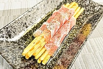 プリッツを使った激ウマおつまみが最高だった… コンビニで全て食材がそろう